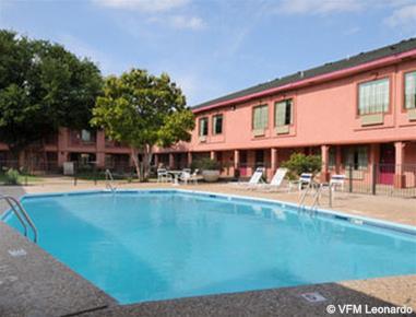 Motel Super 8 By Wyndham 2*